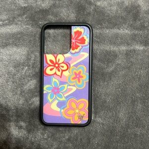 iphone 13 pro wildflower case